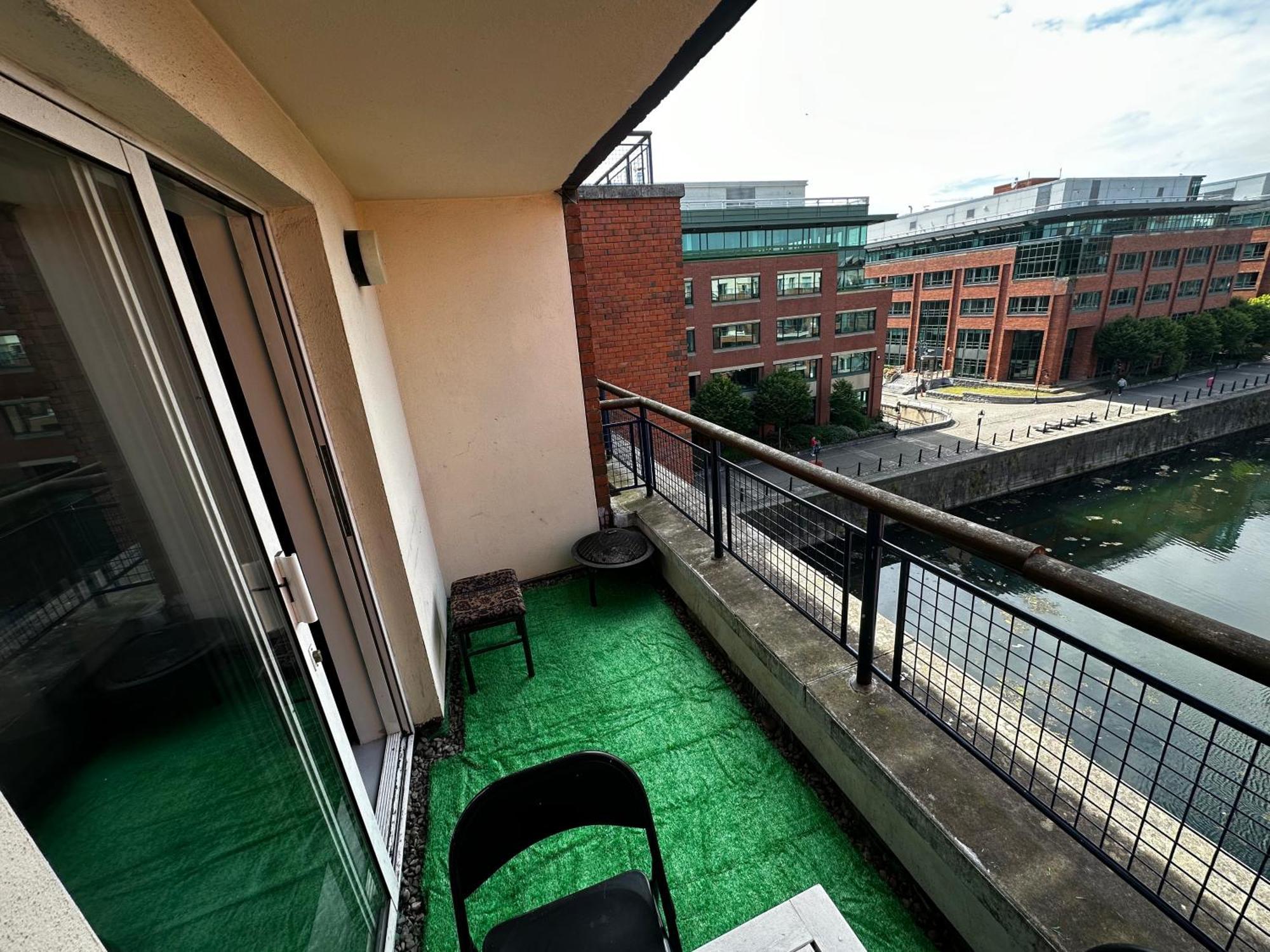Maison d'hôtes Customhouse Balcony View, 1 *